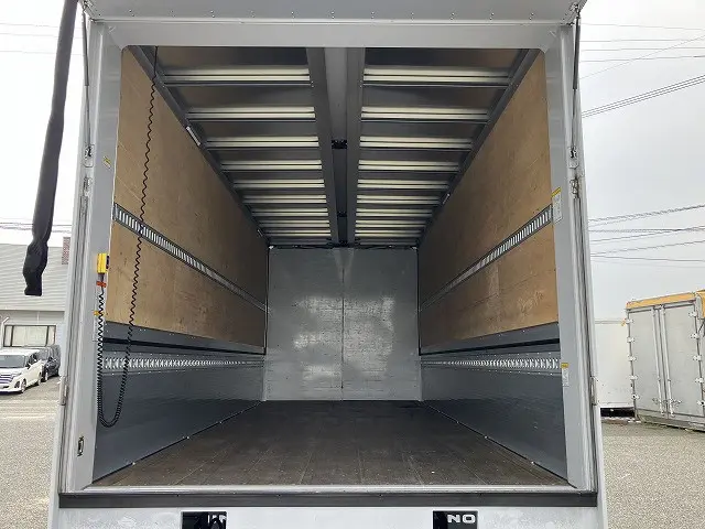 日野 レンジャー 2KG-FD2ABG(2WD)の写真11