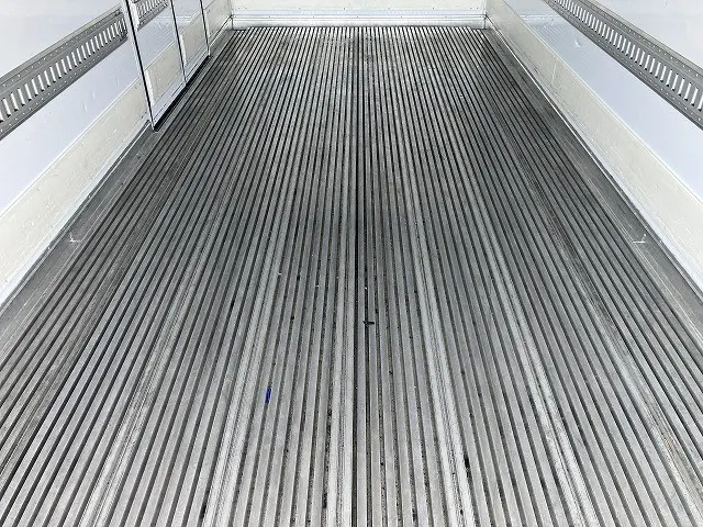 日野 レンジャー 2KG-FD2ABG(2WD)の写真11