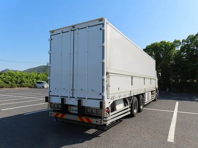 日野 プロフィア QPG-FR1EXEG(6x2)の写真4