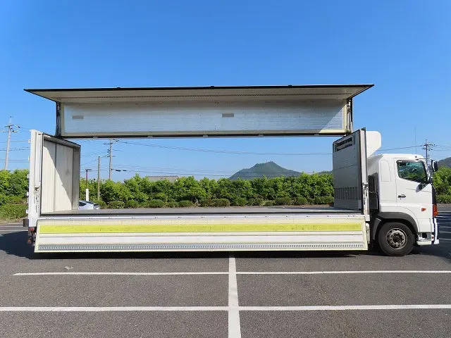 日野 プロフィア QPG-FR1EXEG(6x2)の写真9