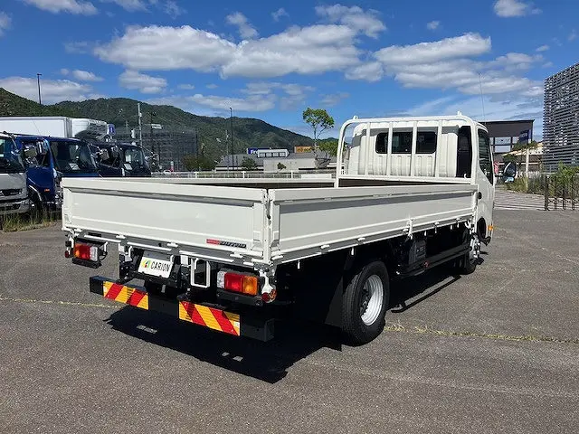 日野 デュトロ 2WG-XZU713(2WD)の写真4