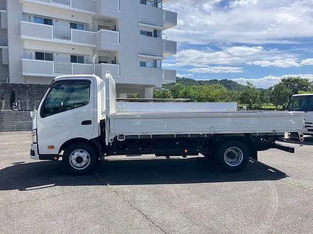 日野 デュトロ 2WG-XZU713(2WD)の写真8