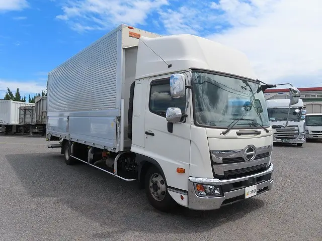 日野 レンジャー 2PG-FD2AB(2WD)の写真2