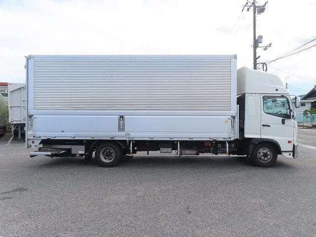 日野 レンジャー 2PG-FD2AB(2WD)の写真8