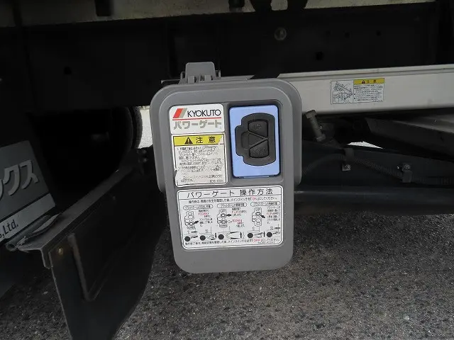 日野 レンジャー 2PG-FD2AB(2WD)の写真27
