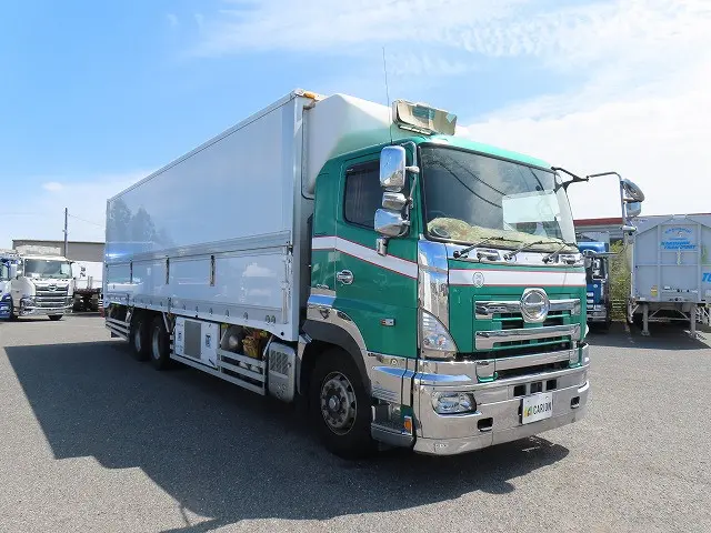 日野 プロフィア QPG-FR1EXEG(6x2)の写真2