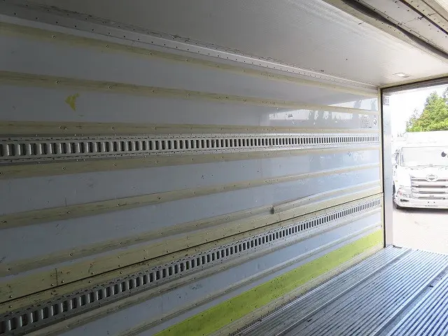 日野 プロフィア QPG-FR1EXEG(6x2)の写真12