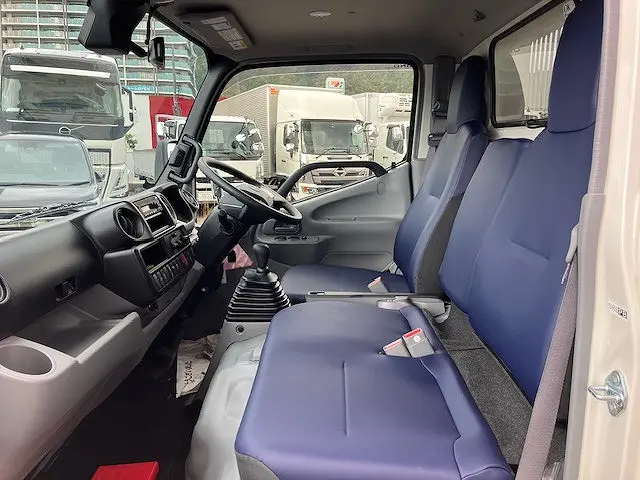 日野 デュトロ 2WG-XZU603T(2WD)の写真27