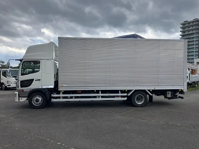 日野 レンジャー 2KG-GD2ABG(2WD)の写真7