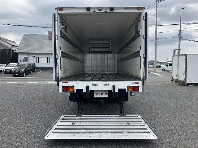 いすゞ フォワード 2PG-FSR90T2(2WD)の写真13