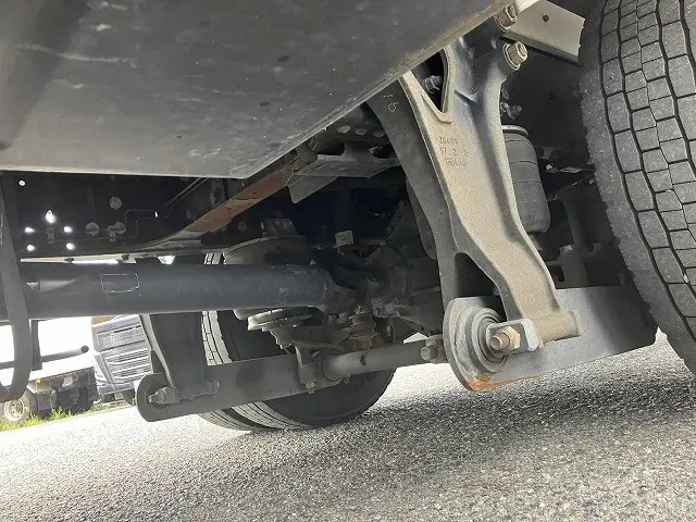 いすゞ フォワード 2PG-FSR90T2(2WD)の写真16