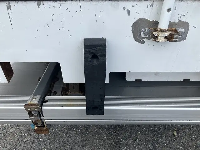 いすゞ フォワード 2PG-FSR90T2(2WD)の写真28