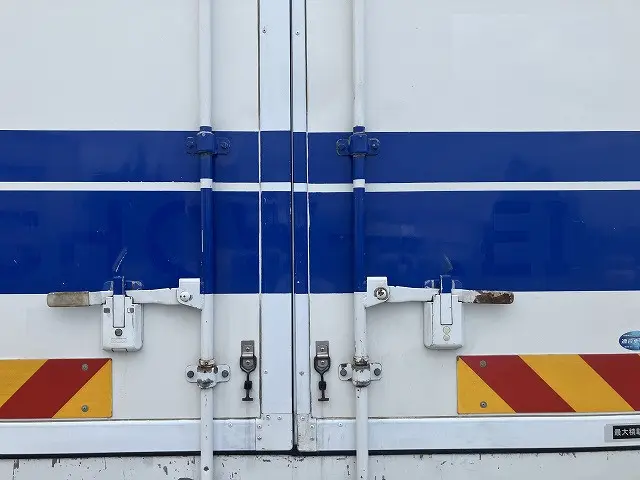 いすゞ フォワード 2PG-FSR90T2(2WD)の写真29