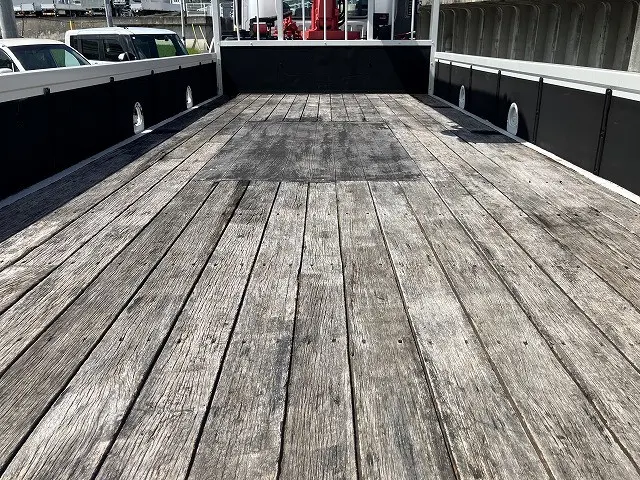 いすゞ フォワード TKG-FRR90S1(2WD)の写真12