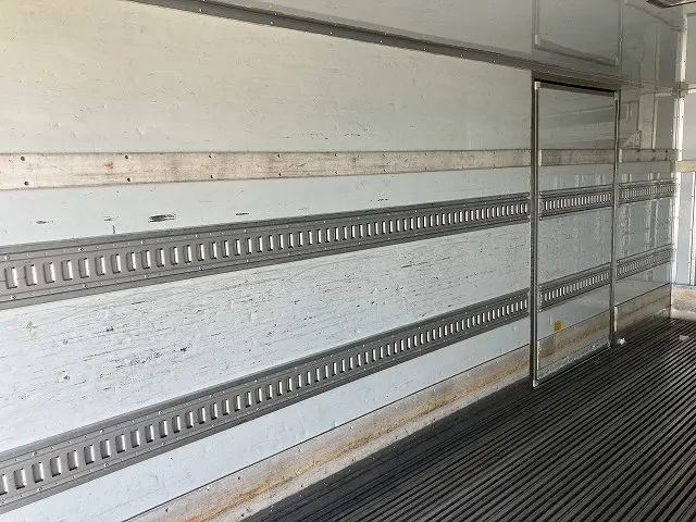 いすゞ フォワード TKG-FRR90S2の写真13