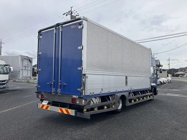 いすゞ フォワード 2RG-FRR90T2(2WD)の写真4