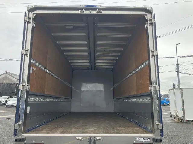 いすゞ フォワード 2RG-FRR90T2(2WD)の写真11