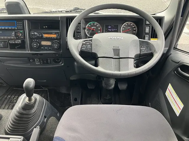 いすゞ フォワード 2RG-FRR90T2(2WD)の写真24