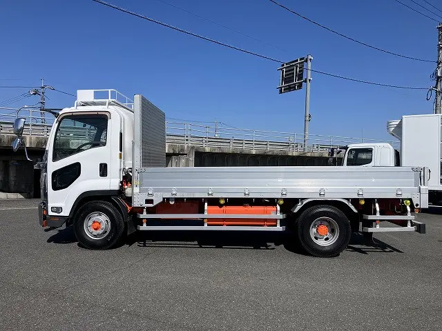 いすゞ フォワード TKG-FRR90S2(2WD)の写真8