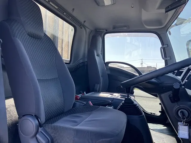 いすゞ フォワード TKG-FRR90S2(2WD)の写真24