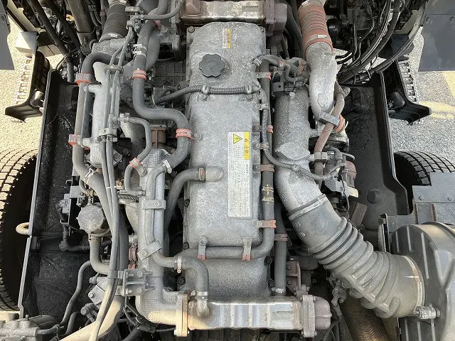 いすゞ ギガ QKG-CYJ77B(8x4)の写真22