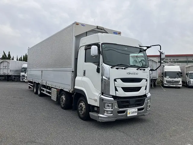 いすゞ ギガ 2PG-CYJ77C(8x4)の写真2