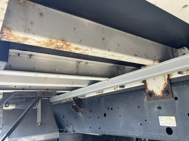 いすゞ ギガ 2PG-CYJ77C(8x4)の写真21