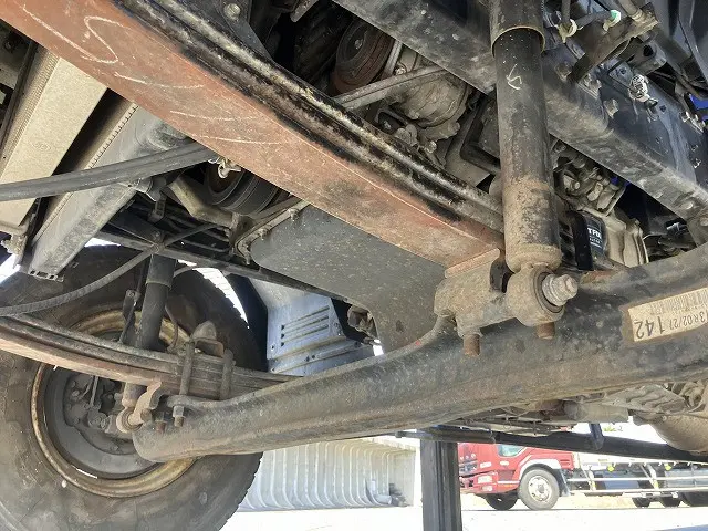 いすゞ フォワード TKG-FRR90S2(2WD)の写真15