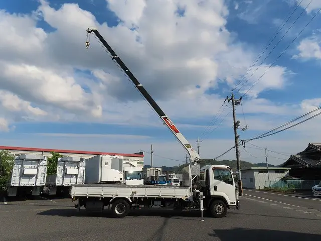 いすゞ フォワード 2PG-FRR90S2(2WD)の写真13