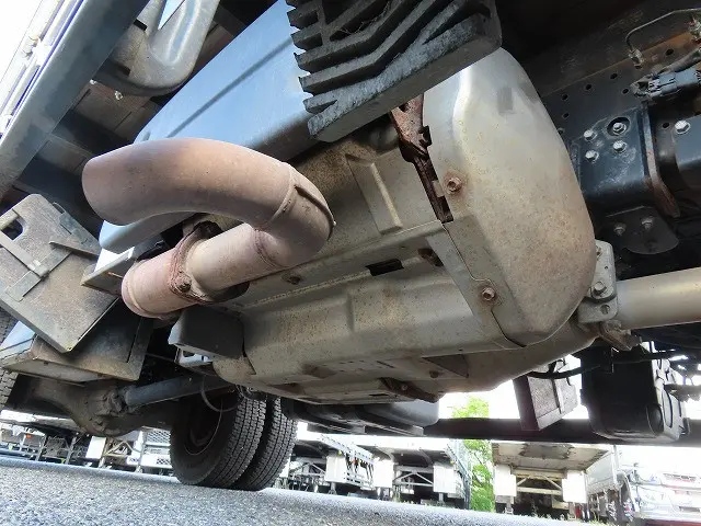 いすゞ フォワード 2PG-FRR90S2(2WD)の写真17