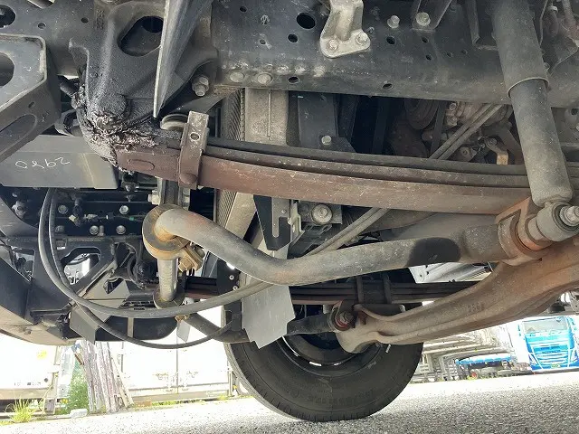 いすゞ フォワード 2PG-FRR90T2(2WD)の写真15