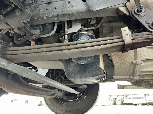 いすゞ フォワード 2PG-FRR90T2(2WD)の写真16