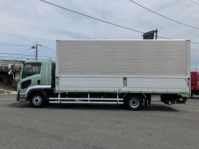 いすゞ フォワード 2RG-FRR90T2(2WD)の写真7