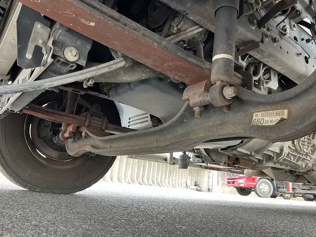 いすゞ フォワード 2RG-FRR90T2(2WD)の写真17