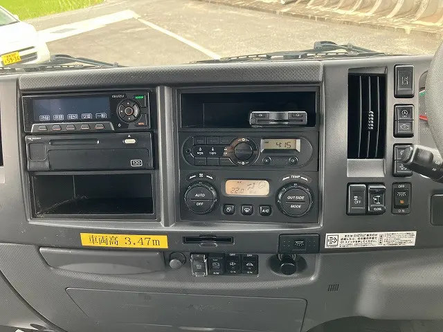 いすゞ フォワード 2RG-FRR90T2(2WD)の写真28