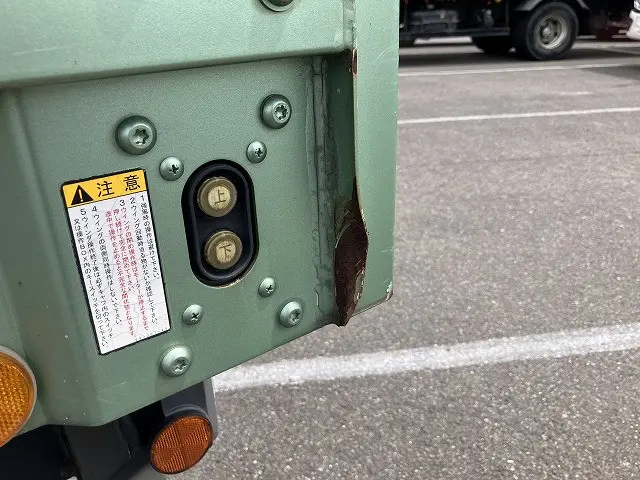 いすゞ フォワード 2RG-FRR90T2(2WD)の写真29