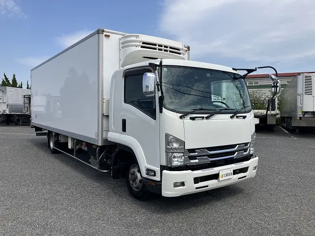 いすゞ フォワード 2PG-FRR90T2の写真2