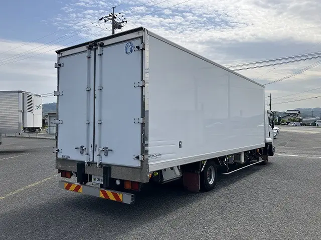いすゞ フォワード 2PG-FRR90T2の写真4