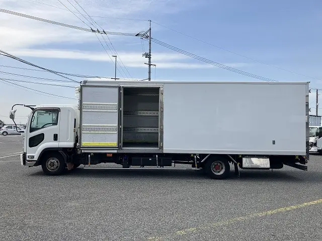 いすゞ フォワード 2PG-FRR90T2の写真7