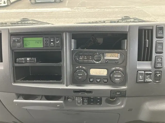 いすゞ フォワード 2PG-FRR90T2の写真26