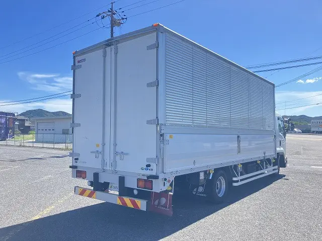 いすゞ フォワード 2RG-FRR90T2(2WD)の写真4