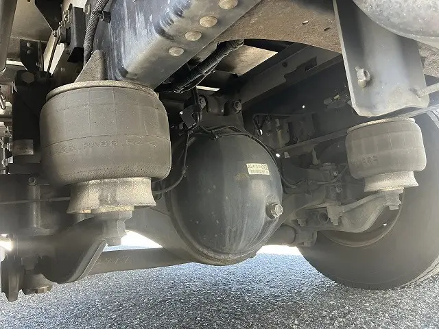 いすゞ フォワード 2RG-FRR90T2(2WD)の写真19