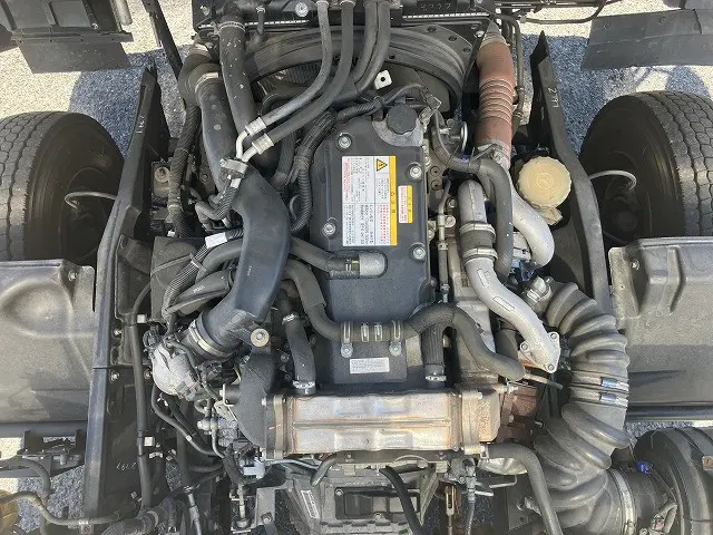 いすゞ フォワード 2RG-FRR90T2(2WD)の写真22