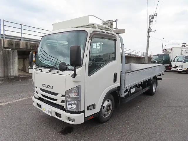 いすゞ エルフ 2RG-NLR88AR(2WD)の写真1