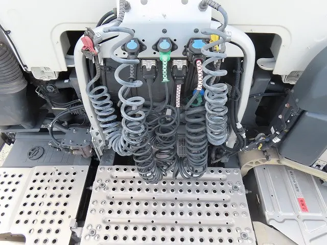 ボルボ FH トラクター 28G-KA2TEA2の写真21