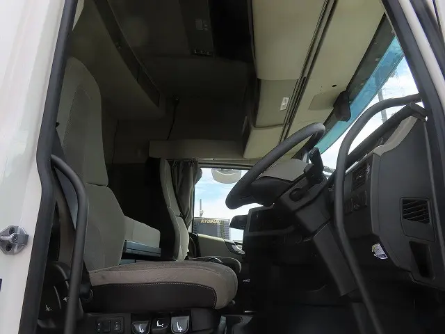 ボルボ FH トラクター 28G-KA2TEA2の写真23