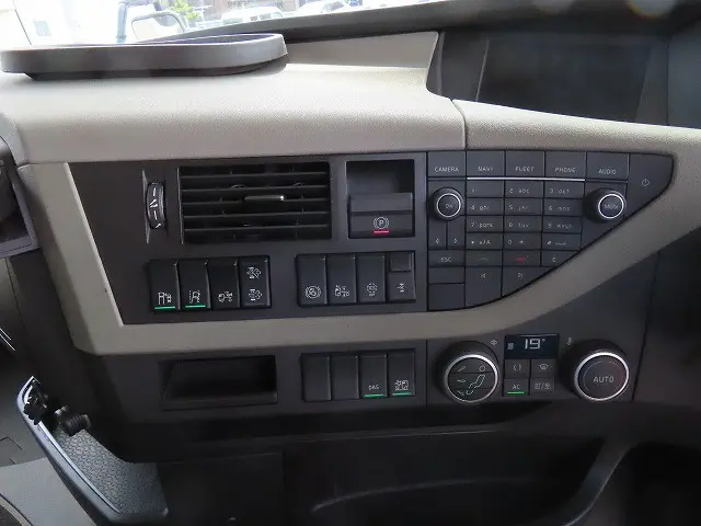 ボルボ FH トラクター 28G-KA2TEA2の写真25