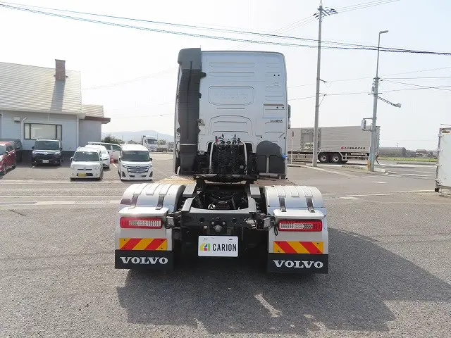 ボルボ FH トラクター 2DG-KA2TDA(2WD)の写真8