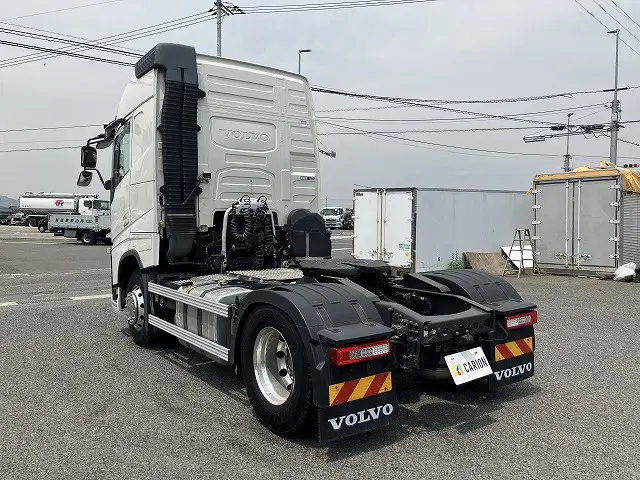 ボルボ FH トラクター 2DG-KA2TEA2(2WD)の写真3