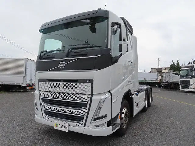 ボルボ FH トラクター 2DG-5K4TCA1(6x4)の写真1
